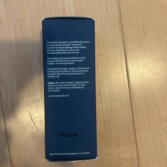 Living Proof - Triple Bond Complex - Picture 4 of 4